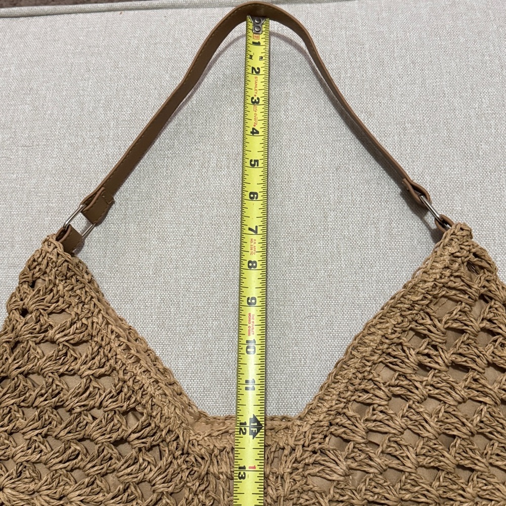 Bohemian Must Have Woven Paper Shoulder Bag-Silver Toned Hardware-EUC - Picture 3 of 11